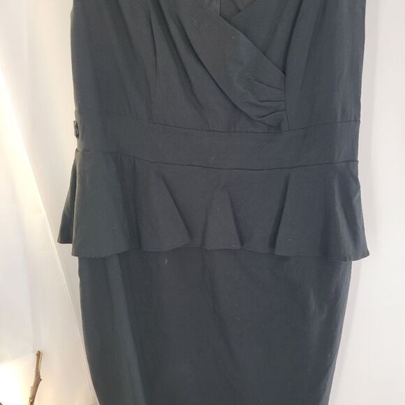 Torrid peplum black wiggle dress - Picture 3 of 8